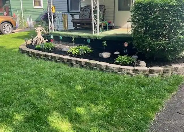 Property at 727 E Madge Ave, Hazel Park, MI, 48030, 3 beds, 1 bath, [object Object]