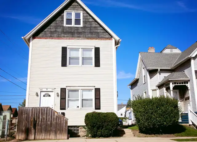 Property at 442-444 E Lincoln Ave Unit MKE-444, Milwaukee, WI, 53207, 1 bed, 1 bath, [object Object]