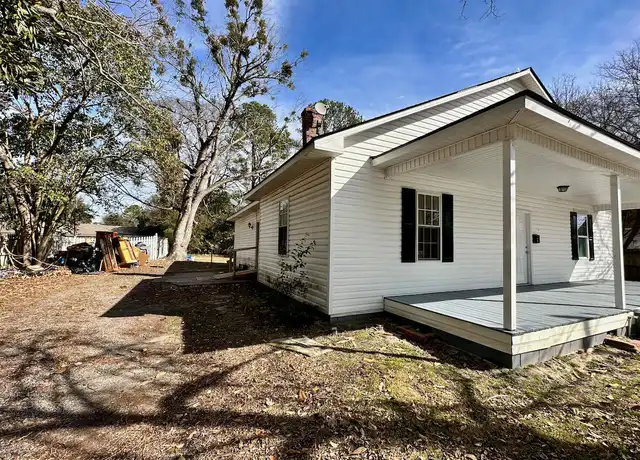 Property at 504 W Anderson St Unit B, Selma, NC, 27576, 2 beds, 1 bath, [object Object]