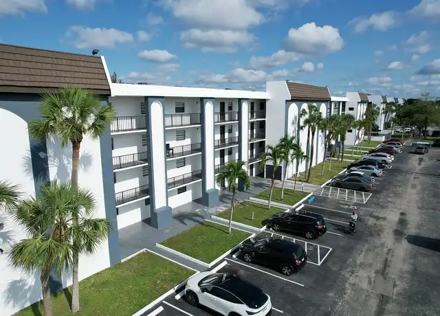 Property at Viewmax Apartments - 2101 NW 55th Ave, Lauderhill, FL, 33313, 2 beds, 2 baths, [object Object]
