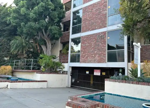 Property at 7949 Selma Ave #2, Los Angeles, CA, 90046, 2 beds, 2 baths, [object Object]
