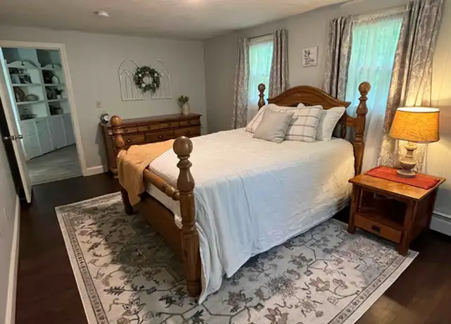 Property at 596 Lancaster St Unit 2, Leominster, MA, 01453, 2 beds, 1 bath, [object Object]