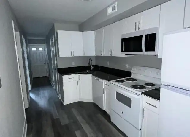 Property at 527 Welsh St, Chester, PA, 19013, 3 beds, 1 bath, [object Object]
