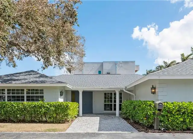 Property at 1499 3rd St S, Naples, FL, 34102, 3 beds, 2 baths, [object Object]