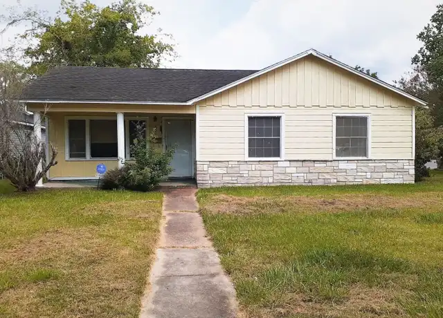 Property at 4010 E Lynwood Dr, Beaumont, TX, 77703, 3 beds, 2 baths, [object Object]