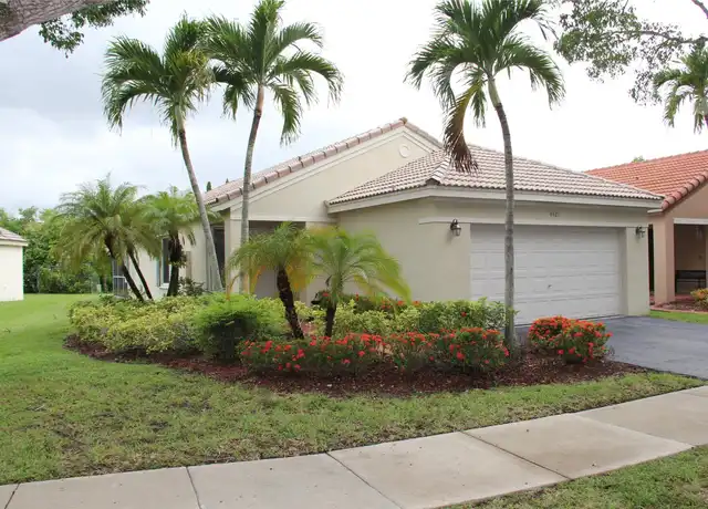 Property at 4421 Mahogany Ridge Dr, Weston, FL, 33331, 3 beds, 2 baths, [object Object]
