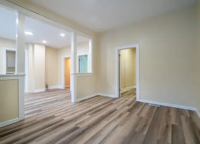 Property at 86 Hawley St Unit 2 Lower Rear, Buffalo, NY, 14213, 3 beds, 1 bath, [object Object]