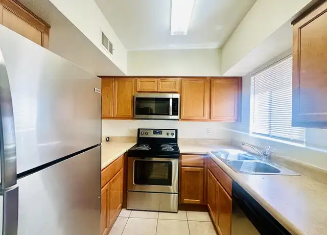 Property at 654 E Drachman St, Tucson, AZ, 85719, 2 beds, 1 bath, [object Object]