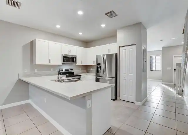 Property at 389 NE 208th Ter, Miami, FL, 33179, 3 beds, 2 baths, [object Object]