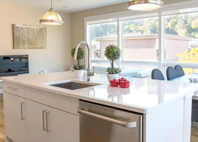 Property at 2 Pembroke Pl Unit 502, Edgewater, NJ, 07020, 2 beds, 2 baths, [object Object]