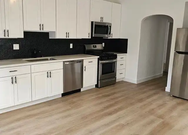 Property at 6439 Orange St Unit 2, Los Angeles, CA, 90048, 1 bed, 1 bath, [object Object]