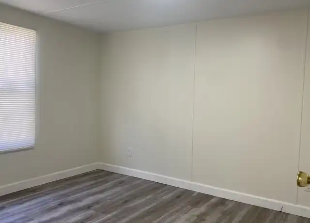 Property at 31 Otis Campbell Rd, Asheville, NC, 28806, 1 bed, 1 bath, [object Object]