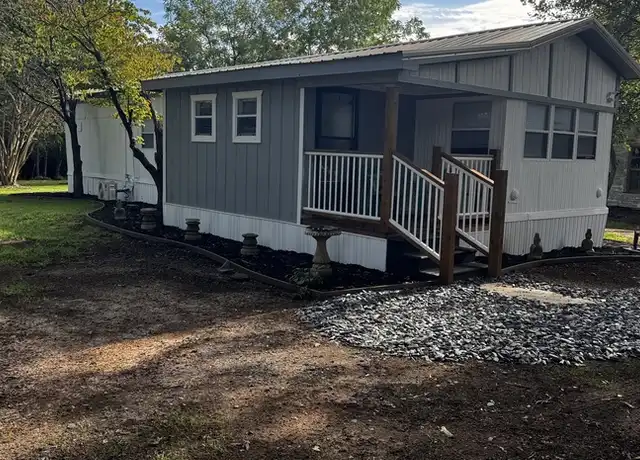 Property at 86 Stocks Dr, Hiddenite, NC, 28636, 2 beds, 1 bath, [object Object]