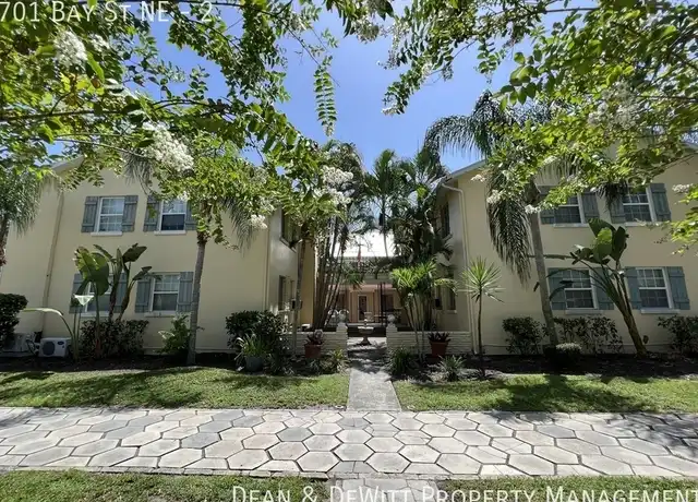 Property at 701 Bay St NE Unit 2, St. Petersburg, FL, 33701, 1 bed, 1 bath, [object Object]