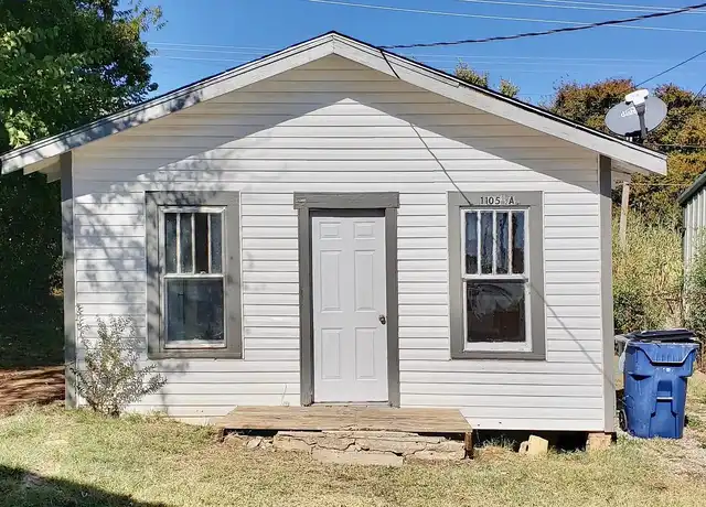 Property at 1105 W Walnut Ave Unit 2, Duncan, OK, 73533, 1 bed, 1 bath, [object Object]