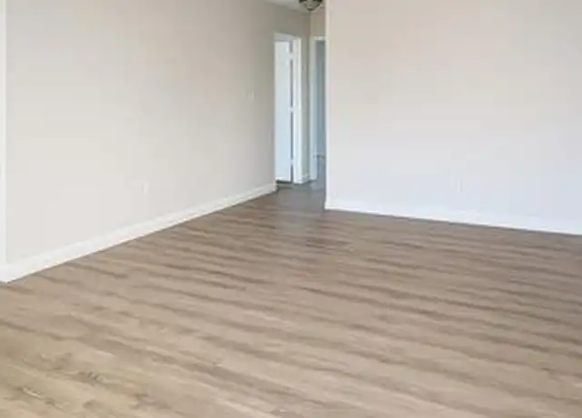 Property at 2708 Vandiver Dr Unit 7c, West Palm Beach, FL, 33409, 2 beds, 1 bath, [object Object]