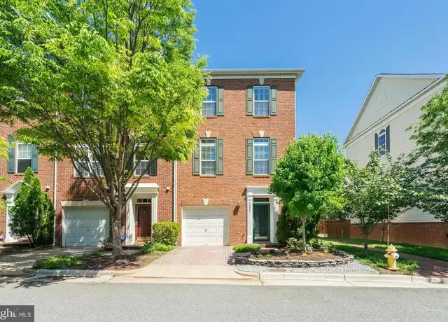 Property at 5001 Waple Ln, Alexandria, VA, 22304, 3 beds, 2.5 baths, [object Object]
