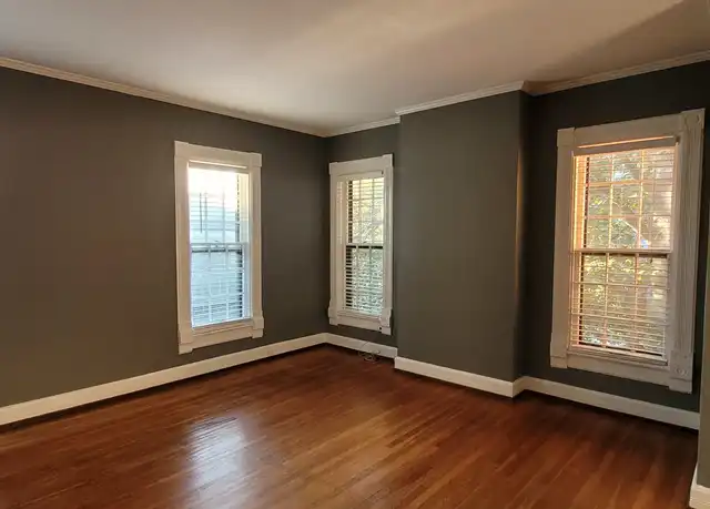 Property at 463 W Gray St Unit 4, Elmira, NY, 14905, 1 bed, 1 bath, [object Object]