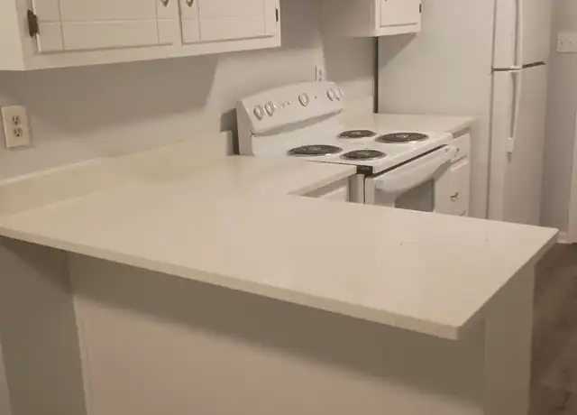 Property at 9245 Cedar Ridge Dr NW Unit B, Covington, GA, 30014, 2 beds, 1 bath, [object Object]