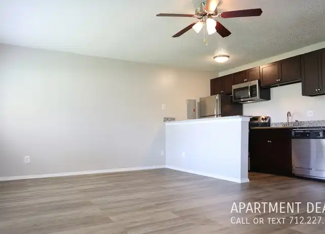 Property at 2430 Montgomery Rd Unit 3681, Huntsville, TX, 77340, 1 bed, 1 bath, [object Object]