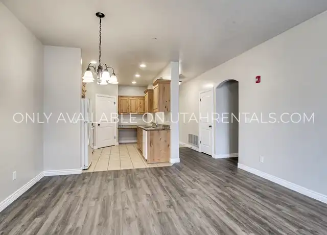 Property at 114 S Willow Circle Loop Unit D, Lehi, UT, 84043, 3 beds, 2 baths, [object Object]