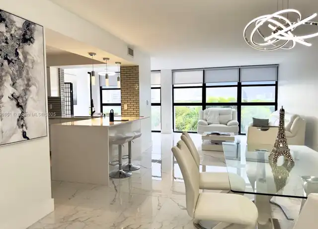 Property at 400 Leslie Dr #725, Hallandale Beach, FL, 33009, 1 bed, 1.5 baths, [object Object]