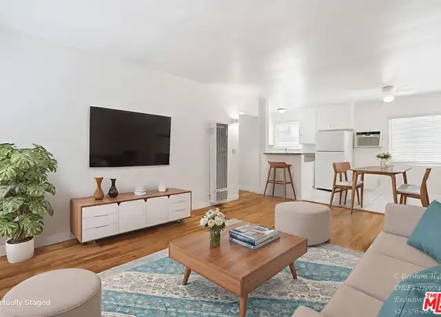 Property at 6640 Woodman Ave Unit 5, Van Nuys, CA, 91401, 1 bed, 1 bath, [object Object]