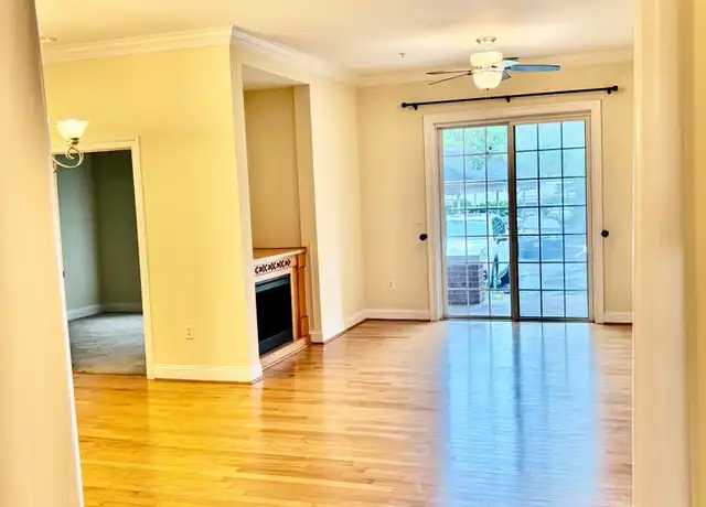 Property at 5215 Center St #105, Williamsburg, VA, 23188, 3 beds, 2 baths, [object Object]