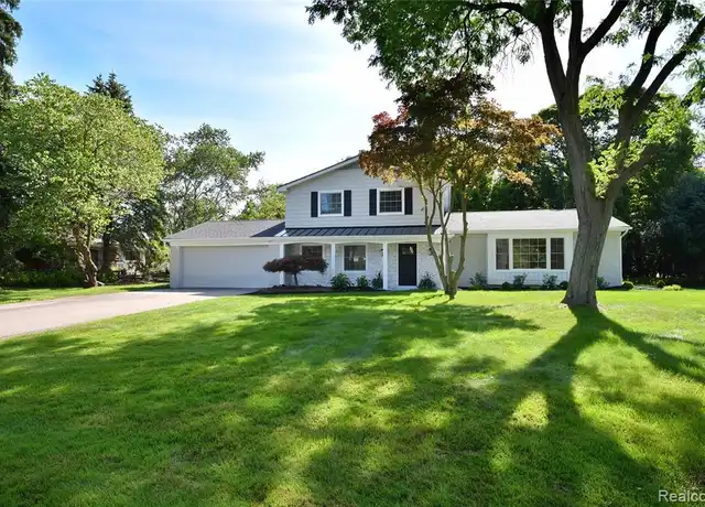 Property at 5547 Kingsmill Dr, Bloomfield Hills, MI, 48301, 3 beds, 2.5 baths, [object Object]
