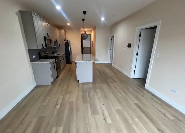 Property at 3743 Grand Blvd Unit 2, Brookfield, IL, 60513, 1 bed, 1 bath, [object Object]