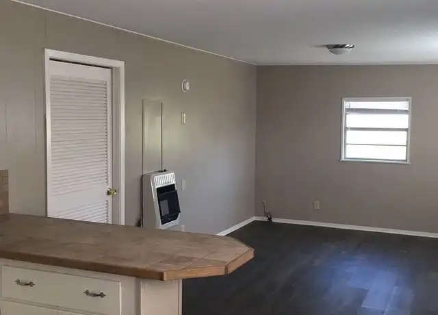 Property at 306 Pine Ave, Ruston, LA, 71270, 1 bed, 1 bath, [object Object]