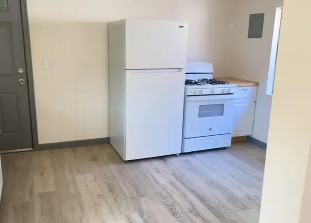Property at 7077 N Weber Ave, Fresno, CA, 93722, 1 bed, 1 bath, [object Object]