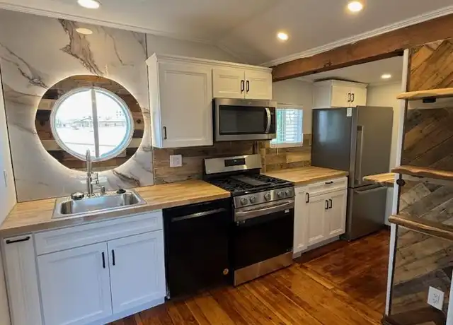 Property at 3684 43rd St, San Diego, CA, 92105, 2 beds, 1 bath, [object Object]