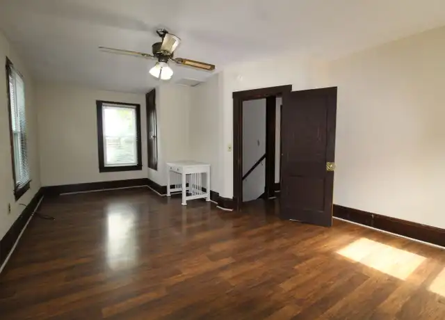Property at 350 E Elizabeth St, Harrisonburg, VA, 22802, 4 beds, 2 baths, [object Object]