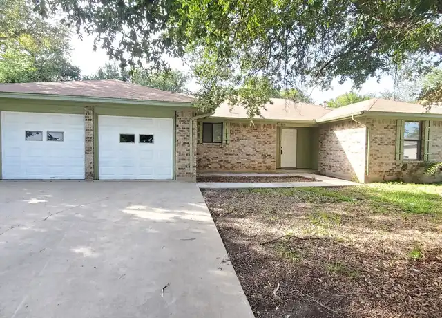 Property at 910 Cottonbowl Dr, Taylor, TX, 76574, 3 beds, 2 baths, [object Object]
