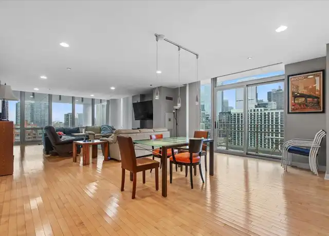Property at 737 W Washington Blvd, Chicago, IL, 60661, 3 beds, 2 baths, [object Object]