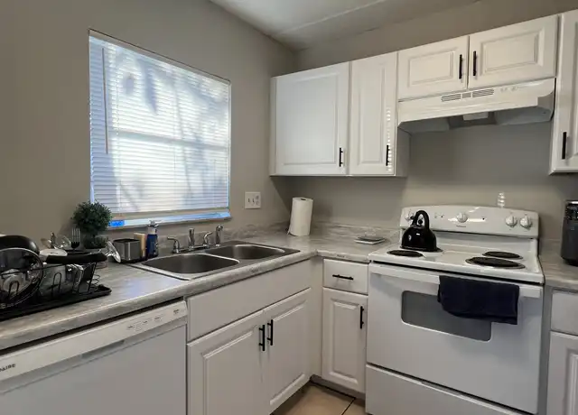 Property at 1912 Honour Rd #2, Orlando, FL, 32839, 2 beds, 1 bath, [object Object]