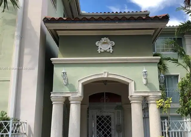Property at 45 Antilla Ave Unit 2K, Coral Gables, FL, 33134, 2 beds, 1 bath, [object Object]