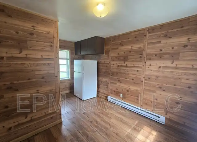 Property at 2836 Independence Ave Unit 4, Waterloo, IA, 50707, 1 bed, 1 bath, [object Object]
