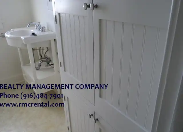 Property at 2600 U St, Sacramento, CA, 95818, 2 beds, 1 bath, [object Object]