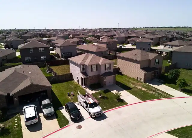Property at 225 Denson Ln Unit 3D, Jarrell, TX, 76537, 3 beds, 2.5 baths, [object Object]