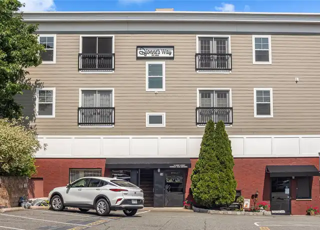 Property at 17 N William St #302, Pearl River, NY, 10965, 2 beds, 1 bath, [object Object]