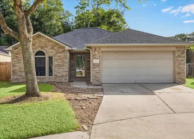 Property at 1206 Halls Brg, League City, TX, 77573, 3 beds, 2 baths, [object Object]