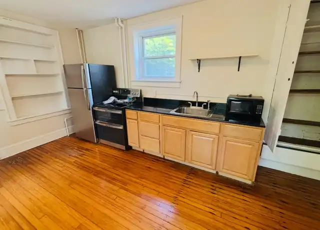 Property at 306 Hudson Ave Unit 2R, Albany, NY, 12210, 2 beds, 1 bath, [object Object]