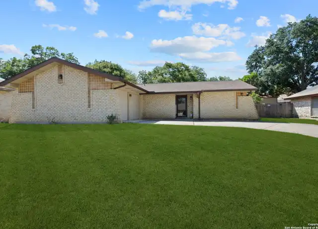 Property at 7014 Forest Moss St, San Antonio, TX, 78240, 3 beds, 2 baths, [object Object]