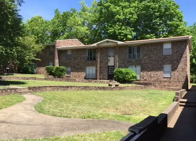 Property at Oakwood Place - 705 W Putman St, Fayetteville, AR, 72701, 2 beds, 1 bath, [object Object]