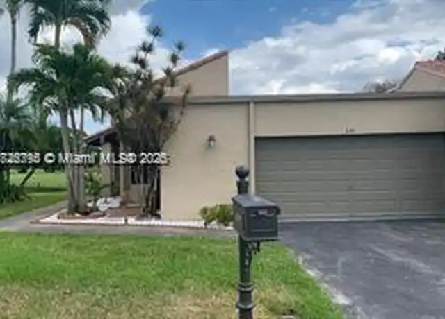 Property at 626 Village Lake Dr #626, Weston, FL, 33326, 3 beds, 2 baths, [object Object]