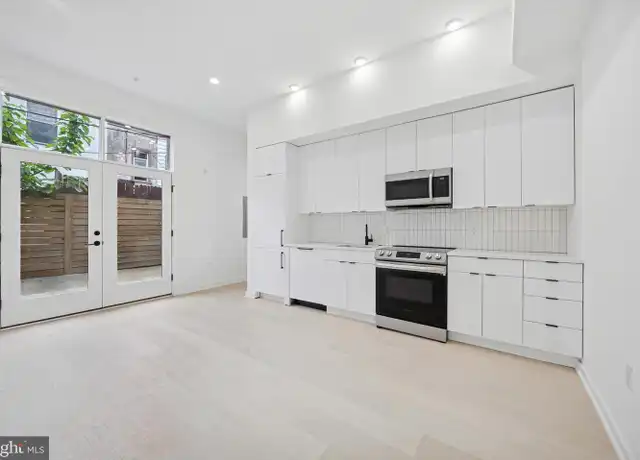 Property at 2525 Frankford Ave Unit 5, Philadelphia, PA, 19125, 1 bed, 1 bath, [object Object]