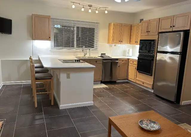 Property at 5425 Cameron Forest Pkwy Unit B, Alpharetta, GA, 30022, 1 bed, 1 bath, [object Object]