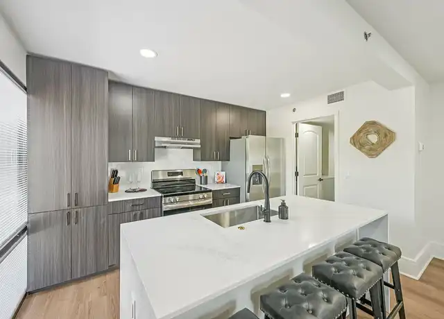 Property at The Views at the Peak - 7649 N 18th St, Phoenix, AZ, 85020, 2 beds, 2.5 baths, [object Object]